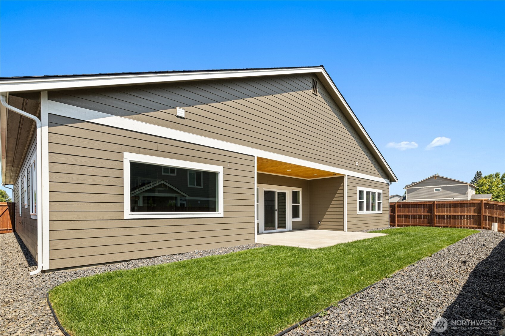 500 E Heatherstone Court Property Photo 23
