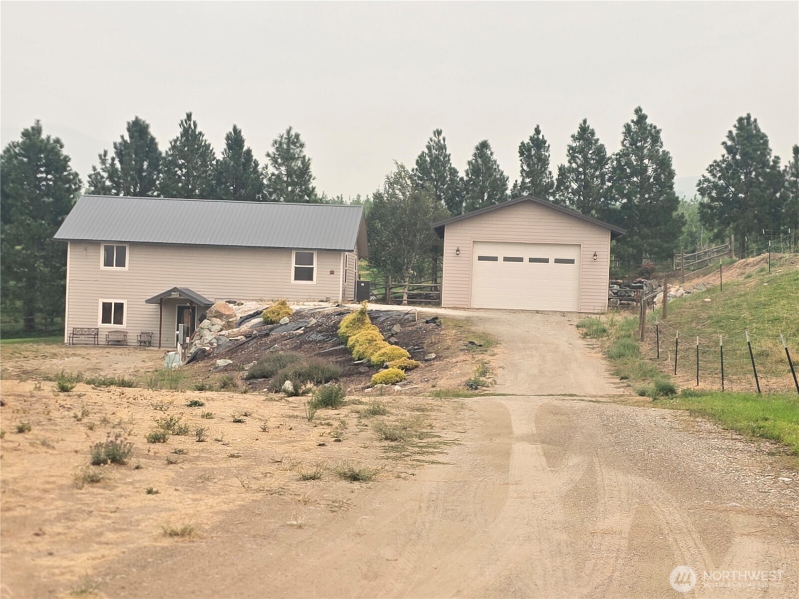 32 Pilot Wheel Road Property Photo 2