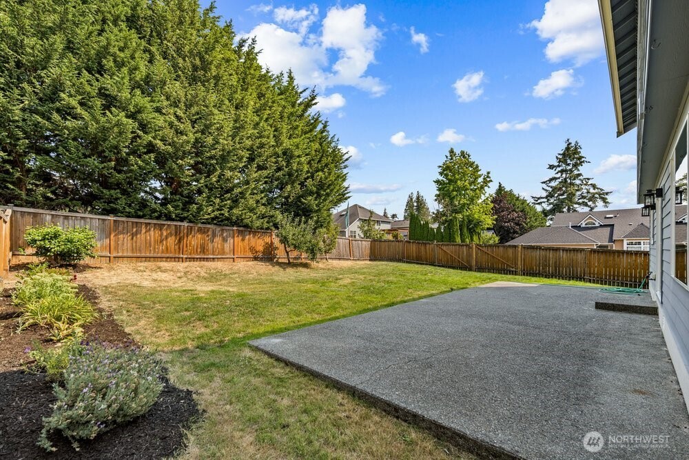 454 Nile Place Property Photo 3