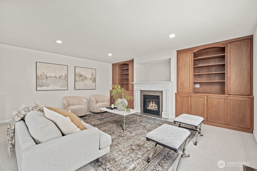 454 Nile Place Property Photo 7