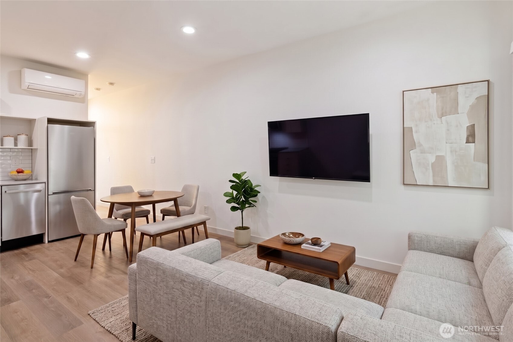 1801 20th Avenue B Property Photo 4