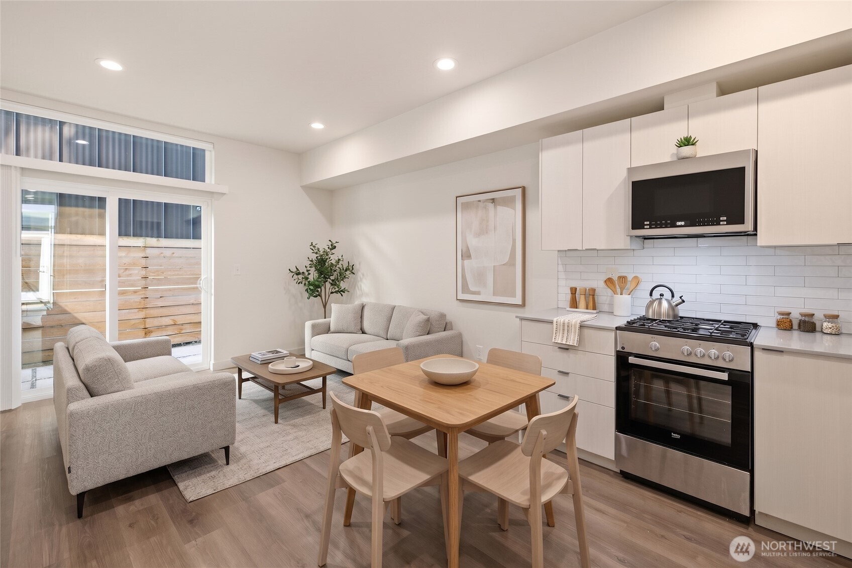 1801 20th Avenue B Property Photo 7