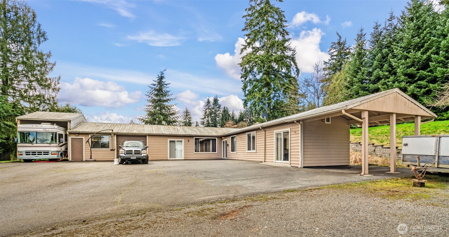 14716 2nd Avenue B Property Photo 21
