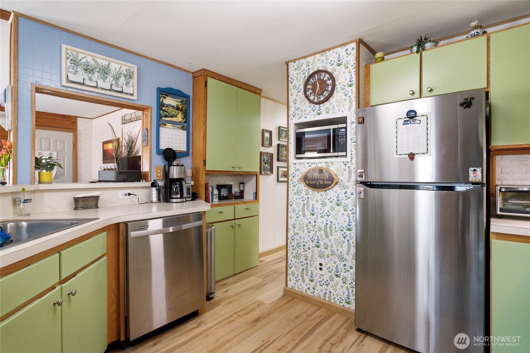 31 Sand Flat Road Property Photo 11