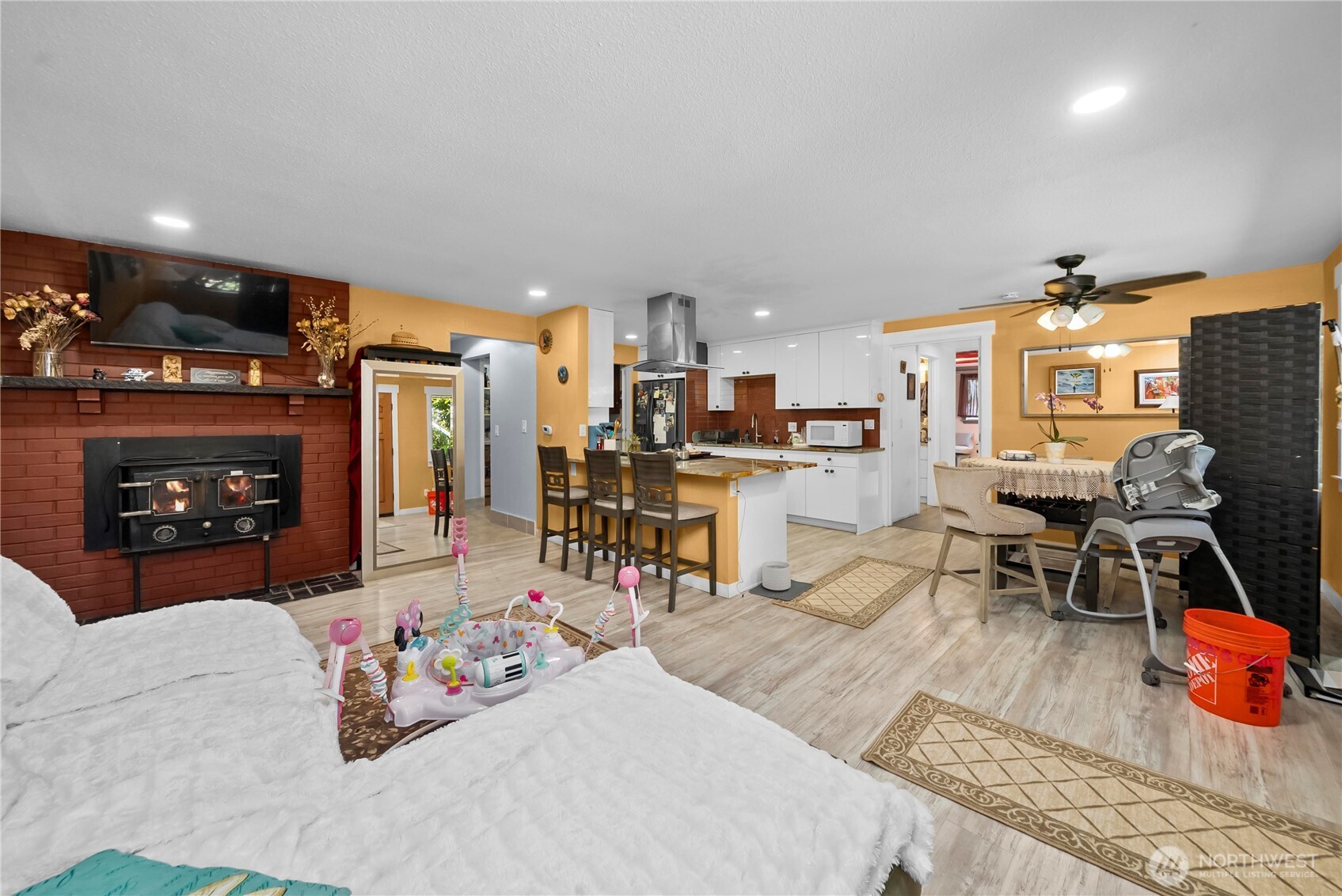 7008 E B Street Property Photo 12
