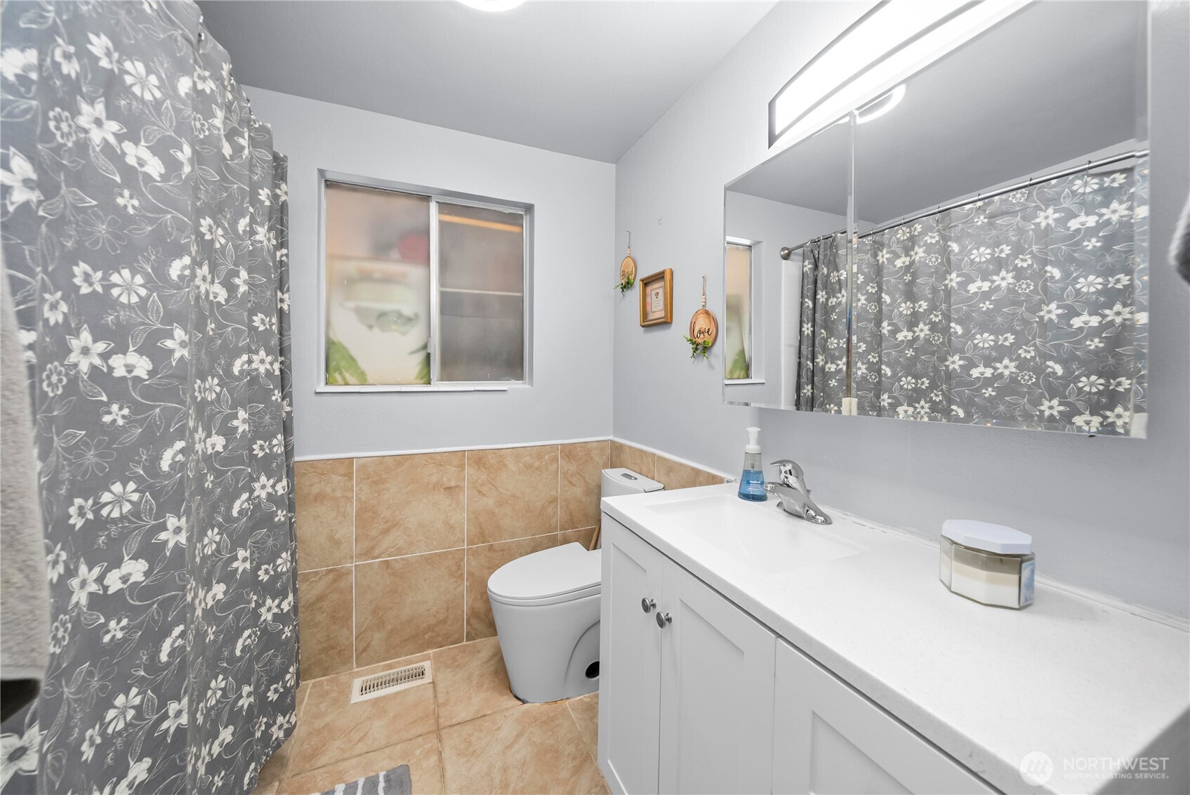7008 E B Street Property Photo 25