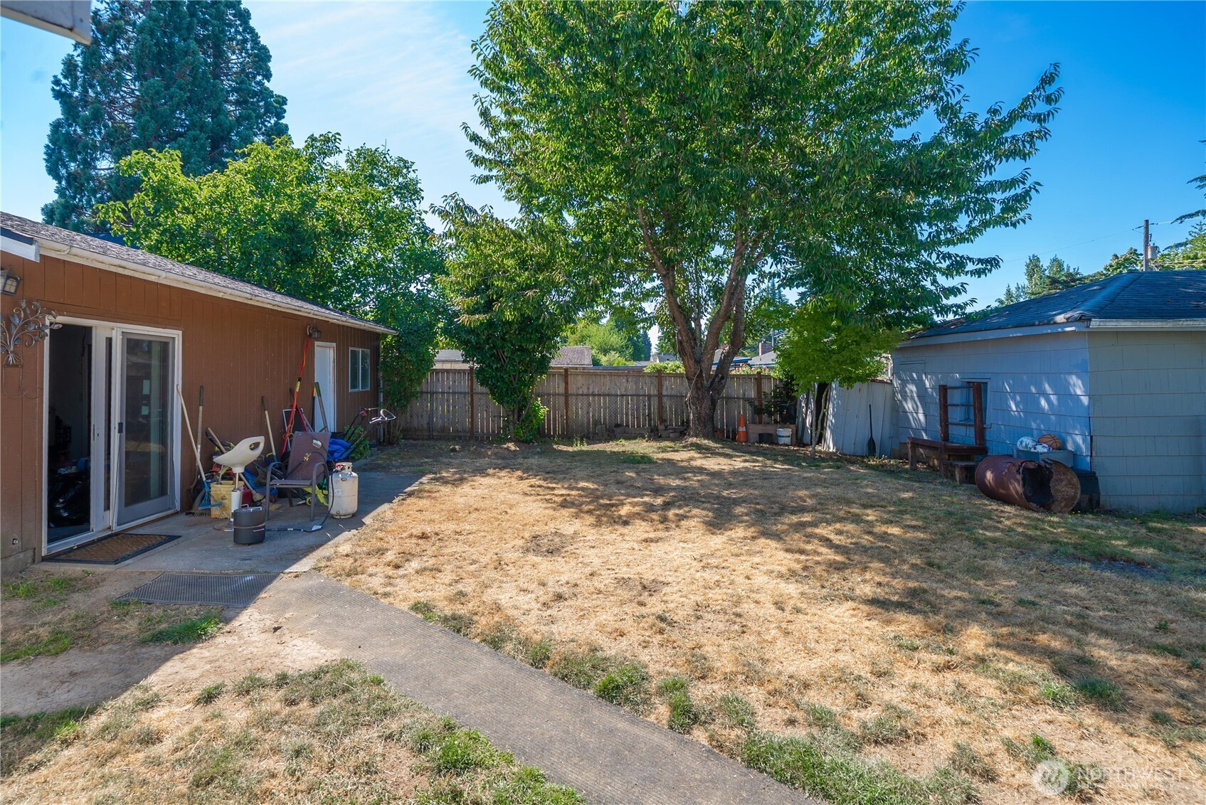 7008 E B Street Property Photo 33