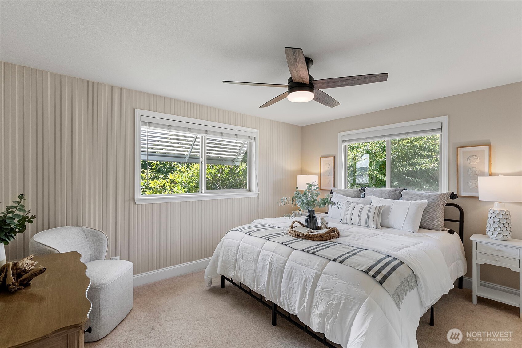 7108 Soundview Drive Property Photo 14