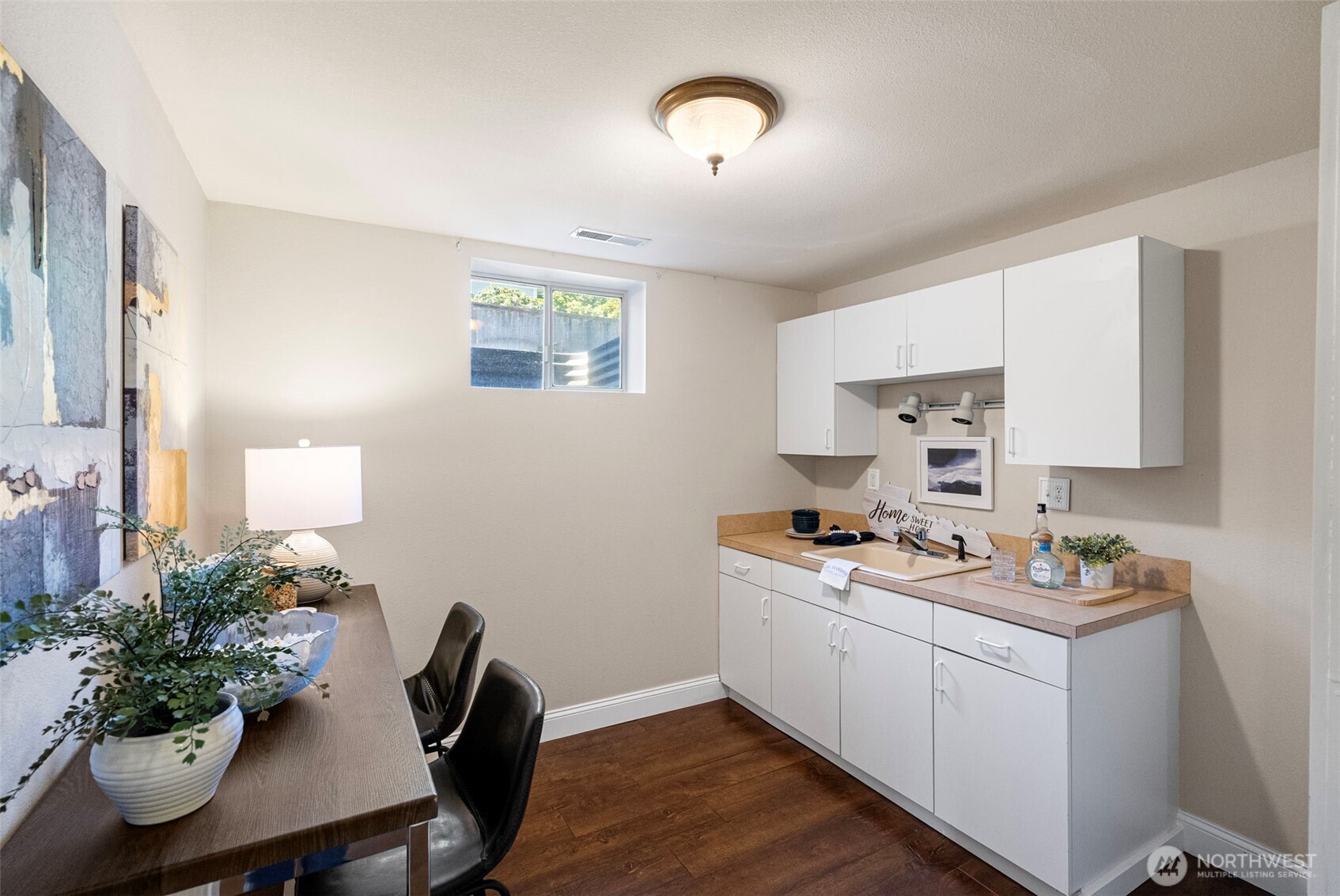 7108 Soundview Drive Property Photo 27