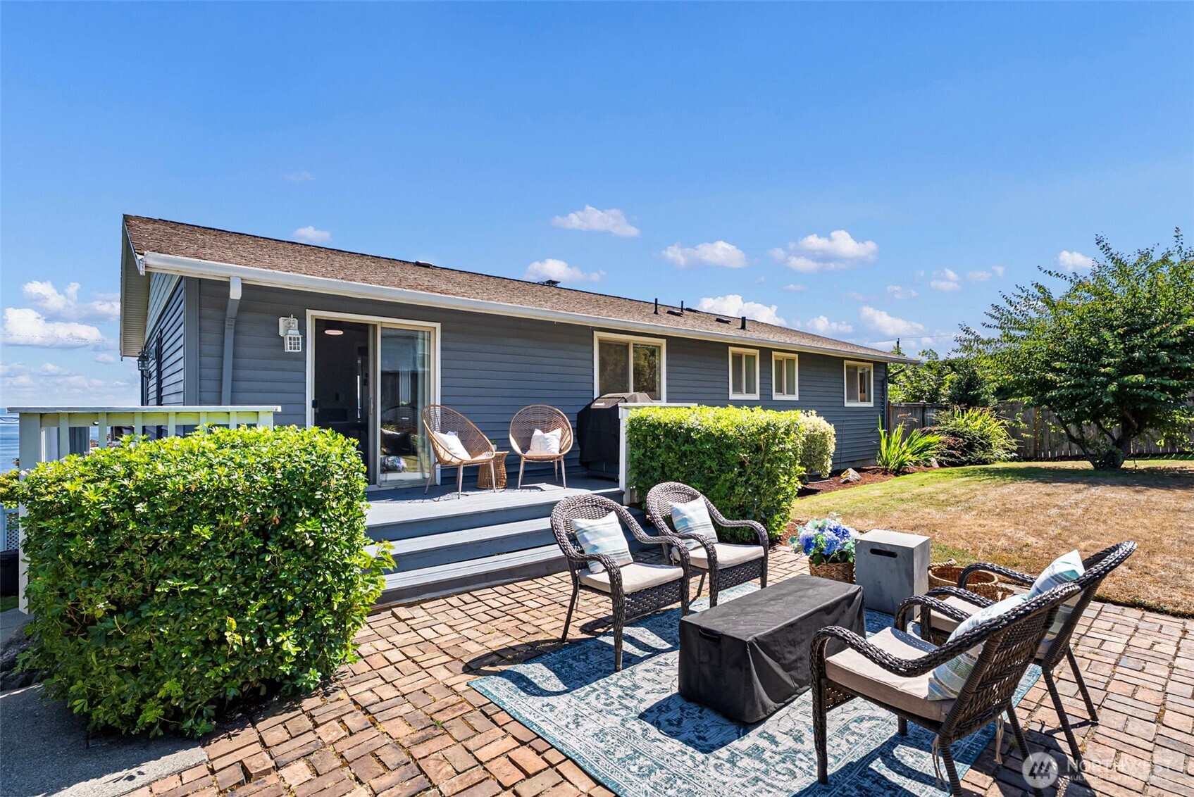 7108 Soundview Drive Property Photo 31