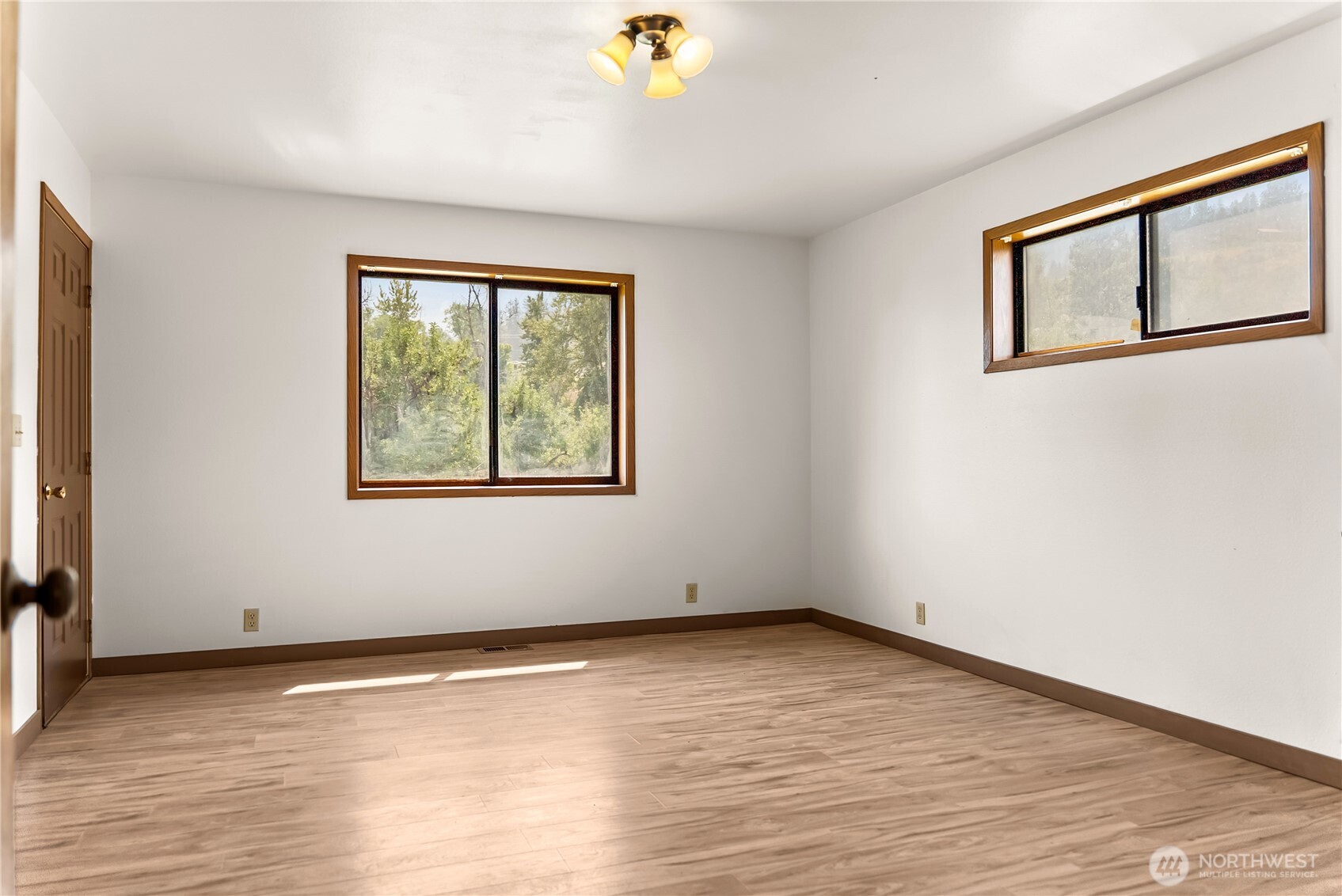 905 Schulz Lane Property Photo 22