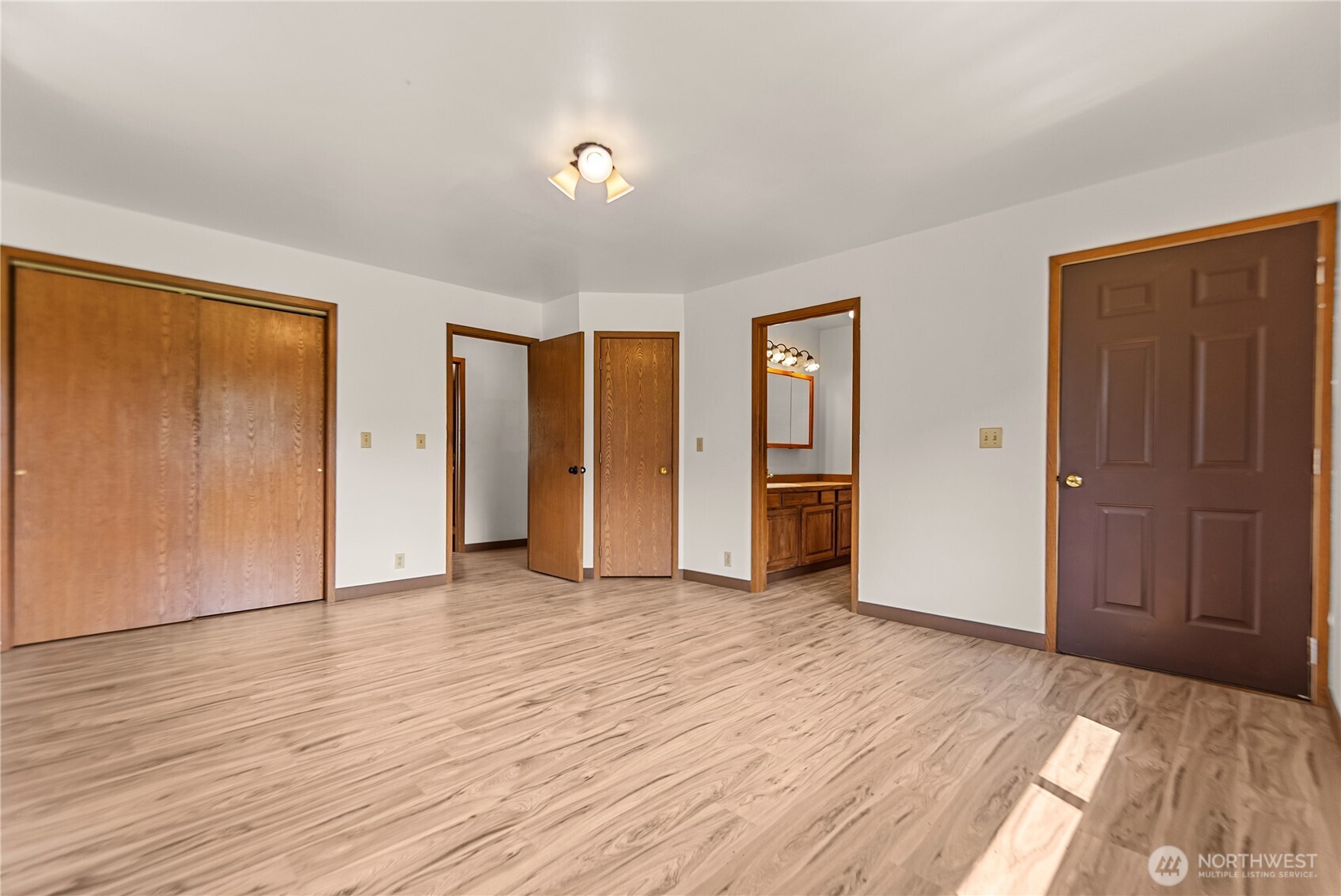 905 Schulz Lane Property Photo 23