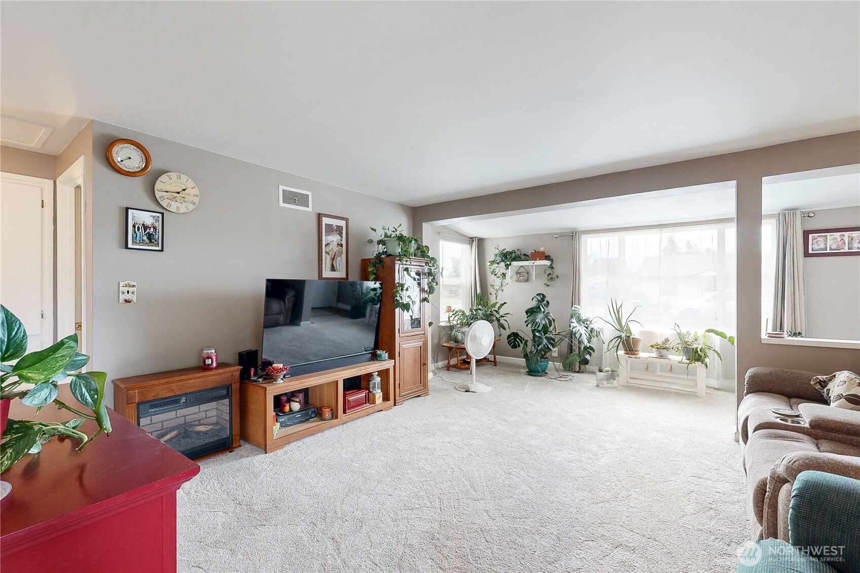 1439 Francis Avenue Property Photo 12