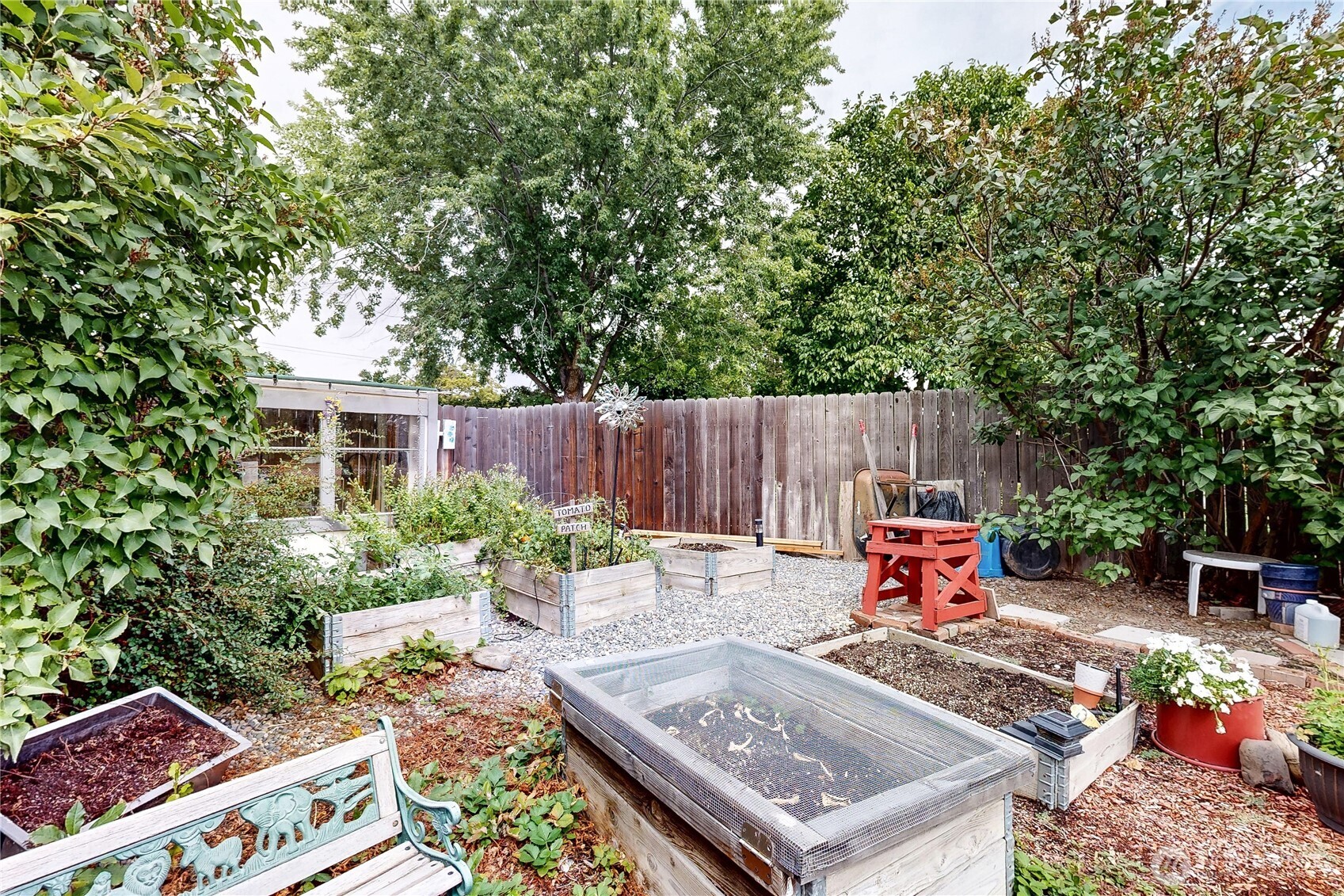 1439 Francis Avenue Property Photo 26