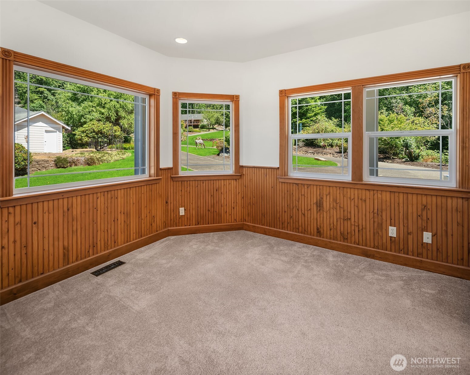 457 E Victor Road Property Photo 12