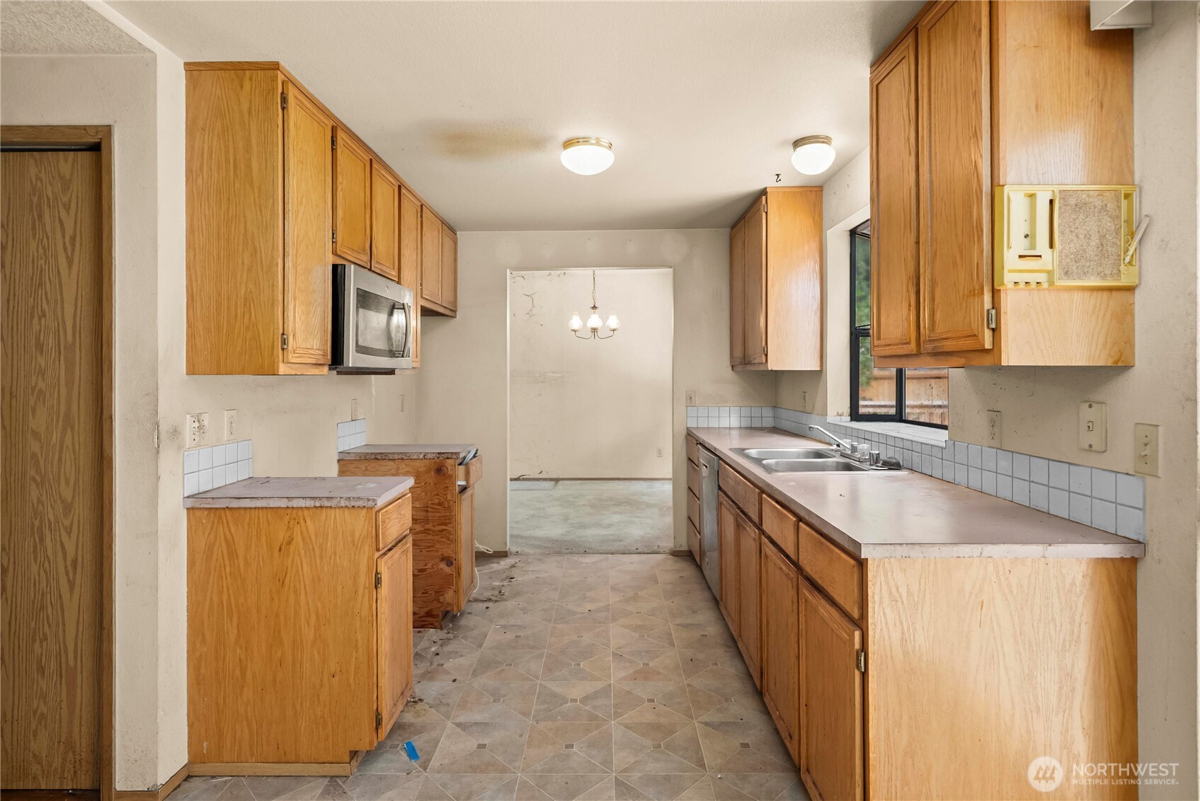 16521 92nd Avenue Property Photo 10
