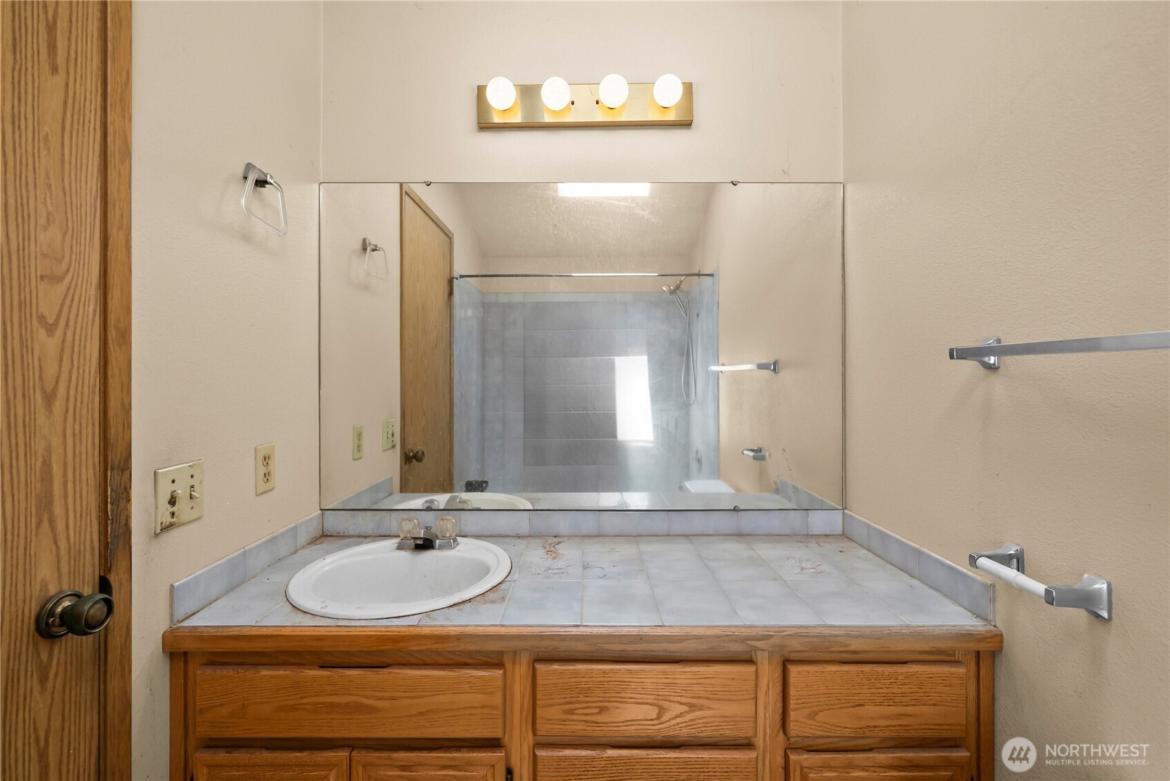 16521 92nd Avenue Property Photo 17
