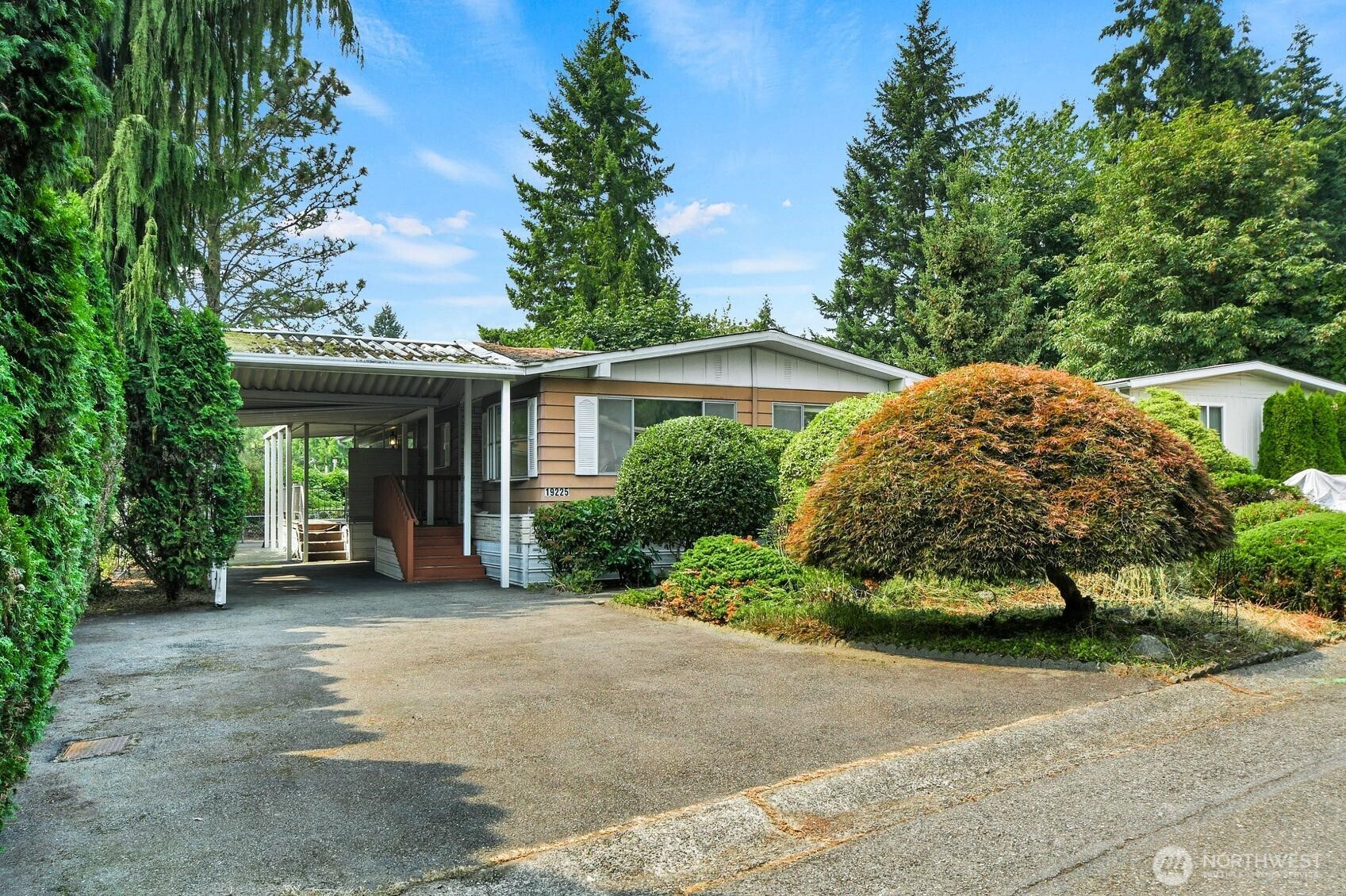 19225 128th Place Property Photo 1