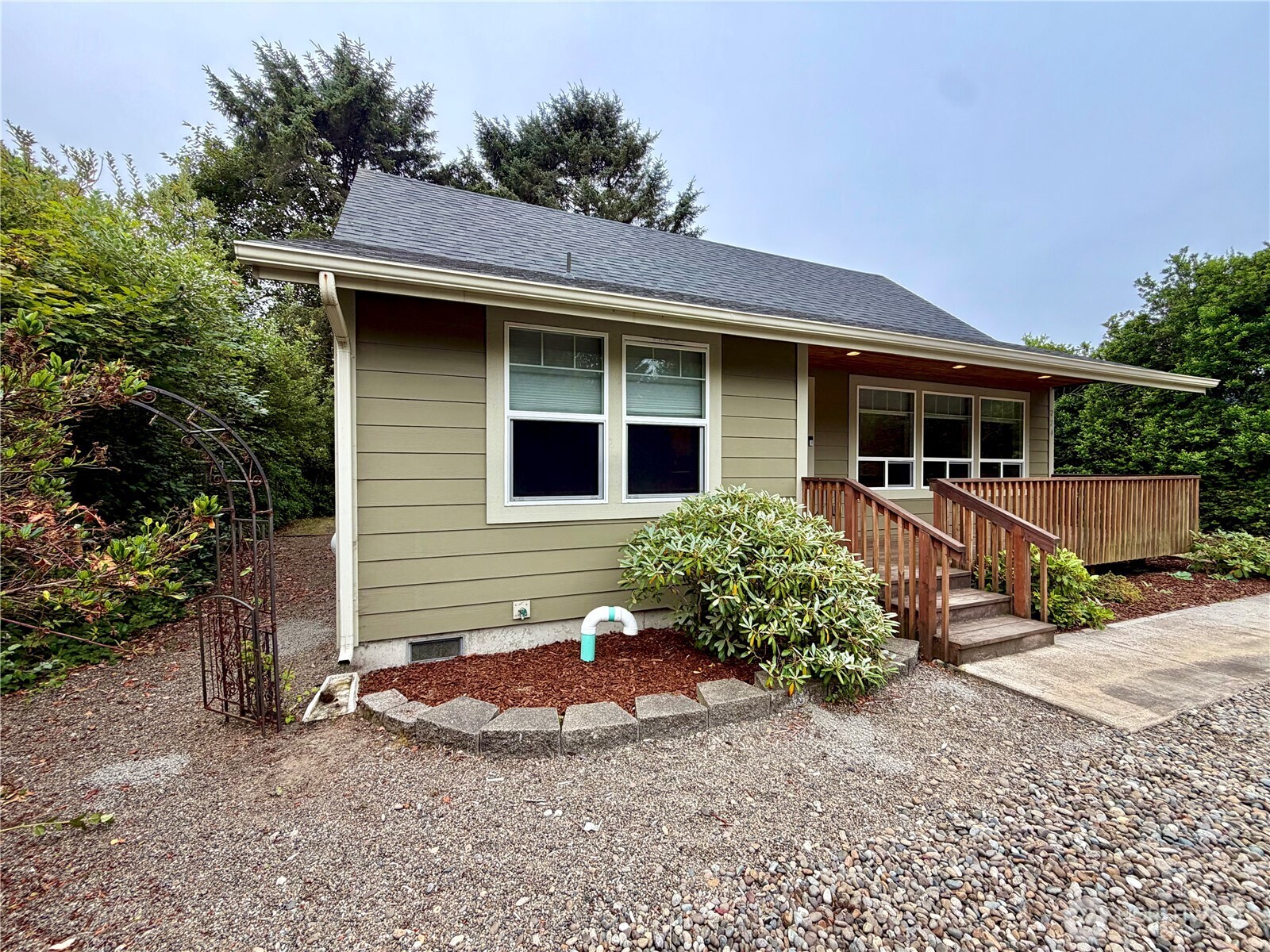 224 S Oar Loop Property Photo 4