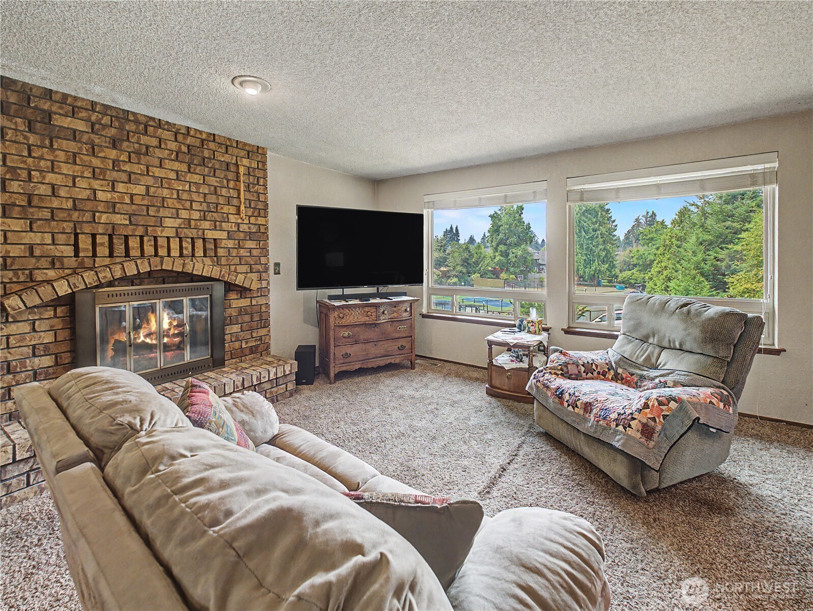 5310 W Tapps Drive Property Photo 3