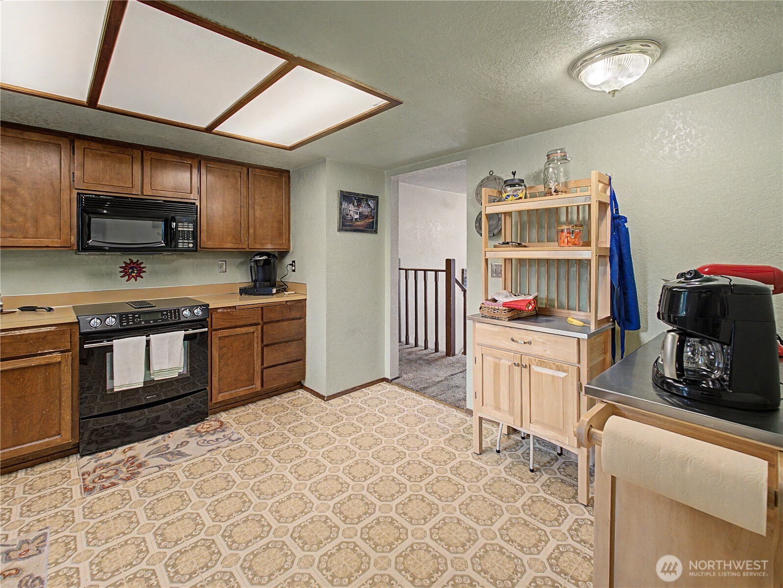 5310 W Tapps Drive Property Photo 8