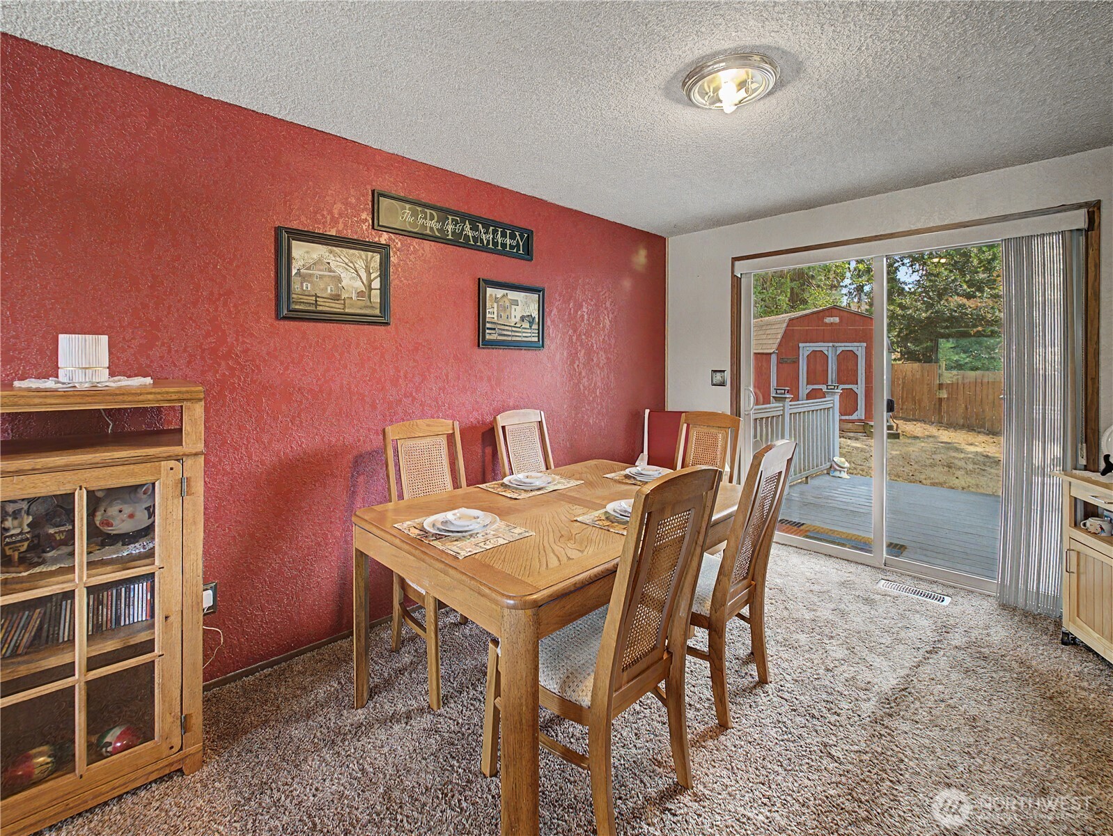 5310 W Tapps Drive Property Photo 10