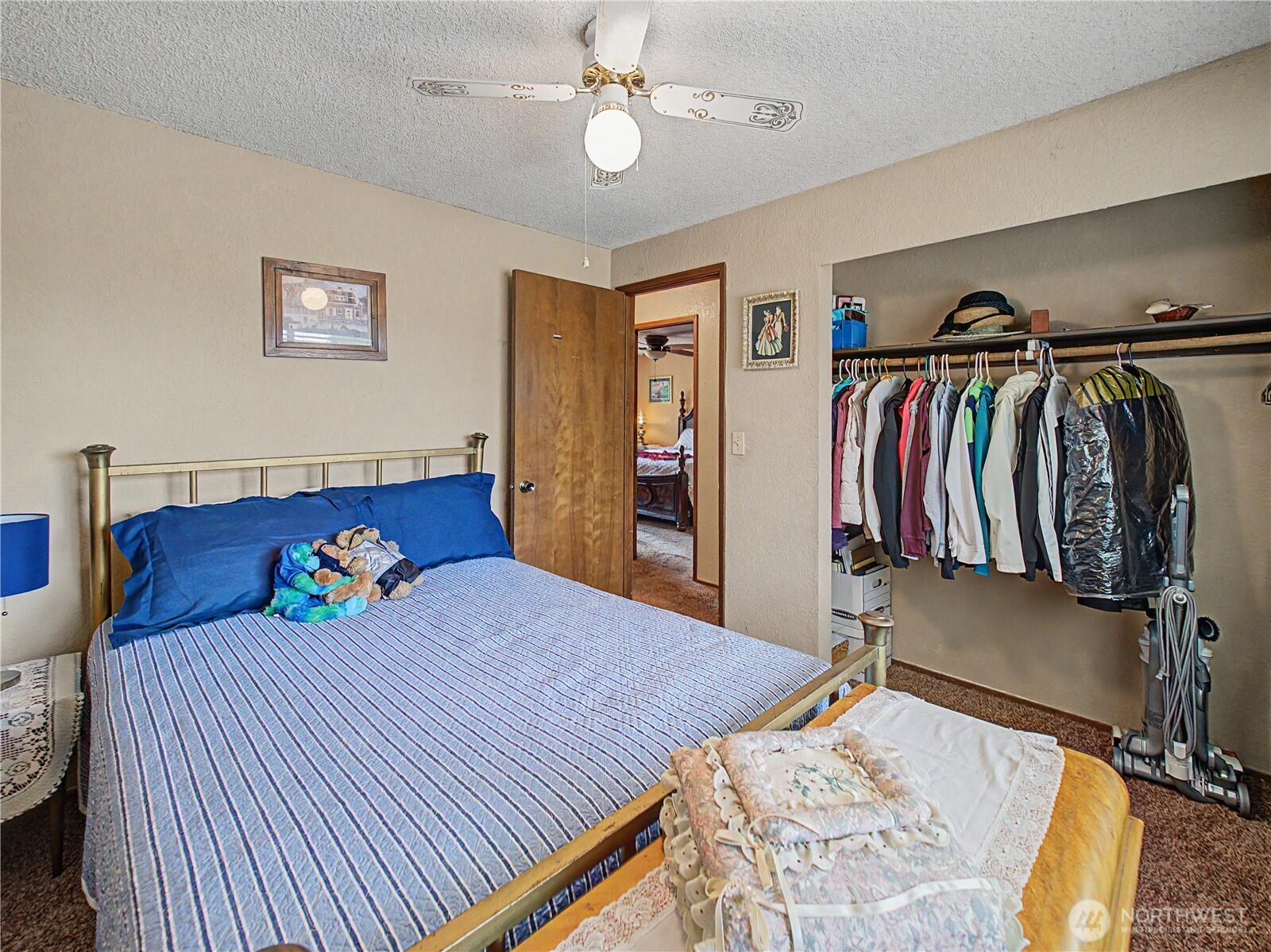 5310 W Tapps Drive Property Photo 15