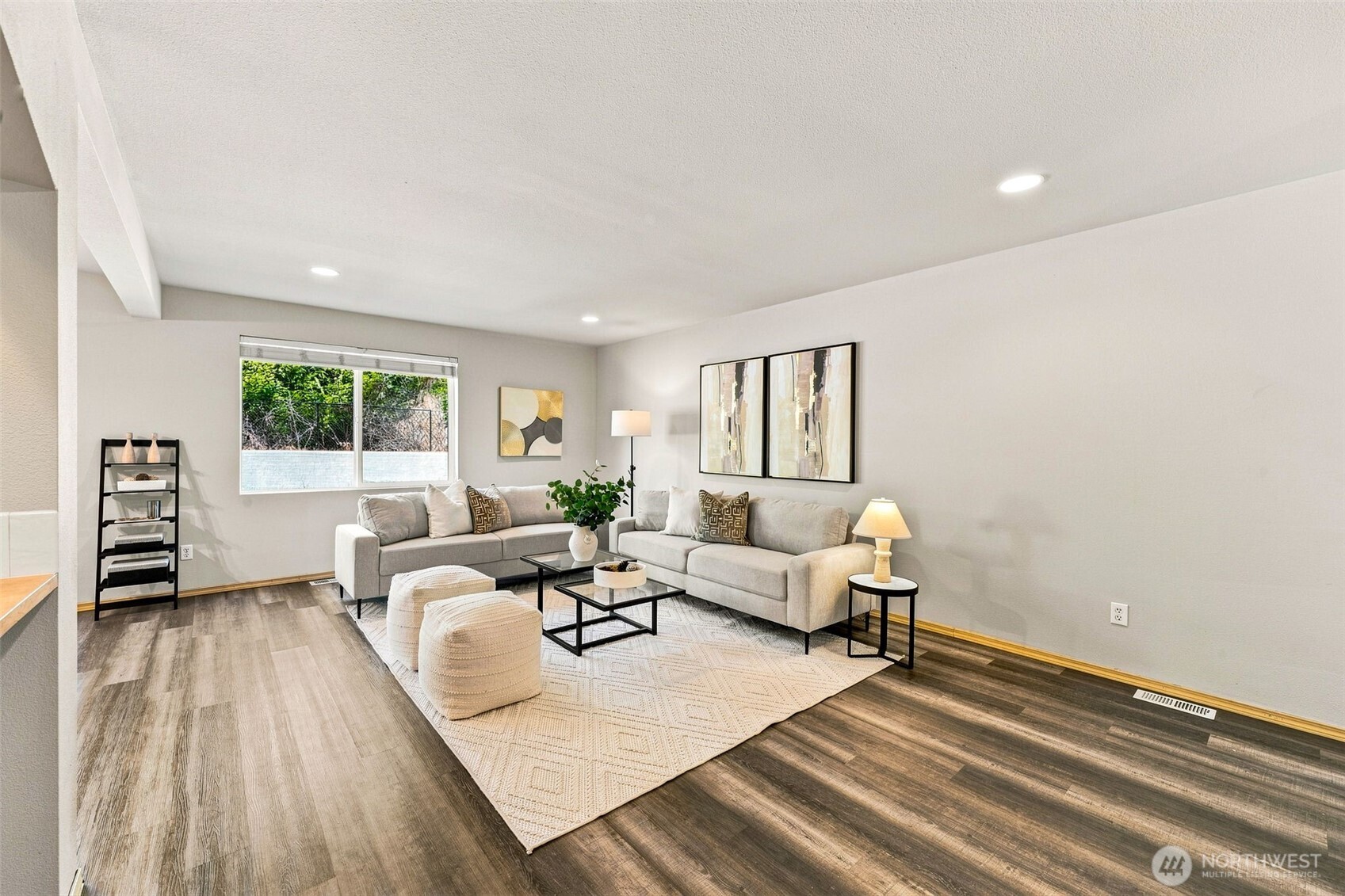 17925 73rd Avenue Property Photo 6