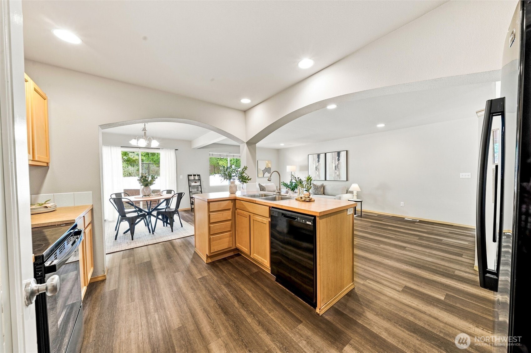 17925 73rd Avenue Property Photo 13