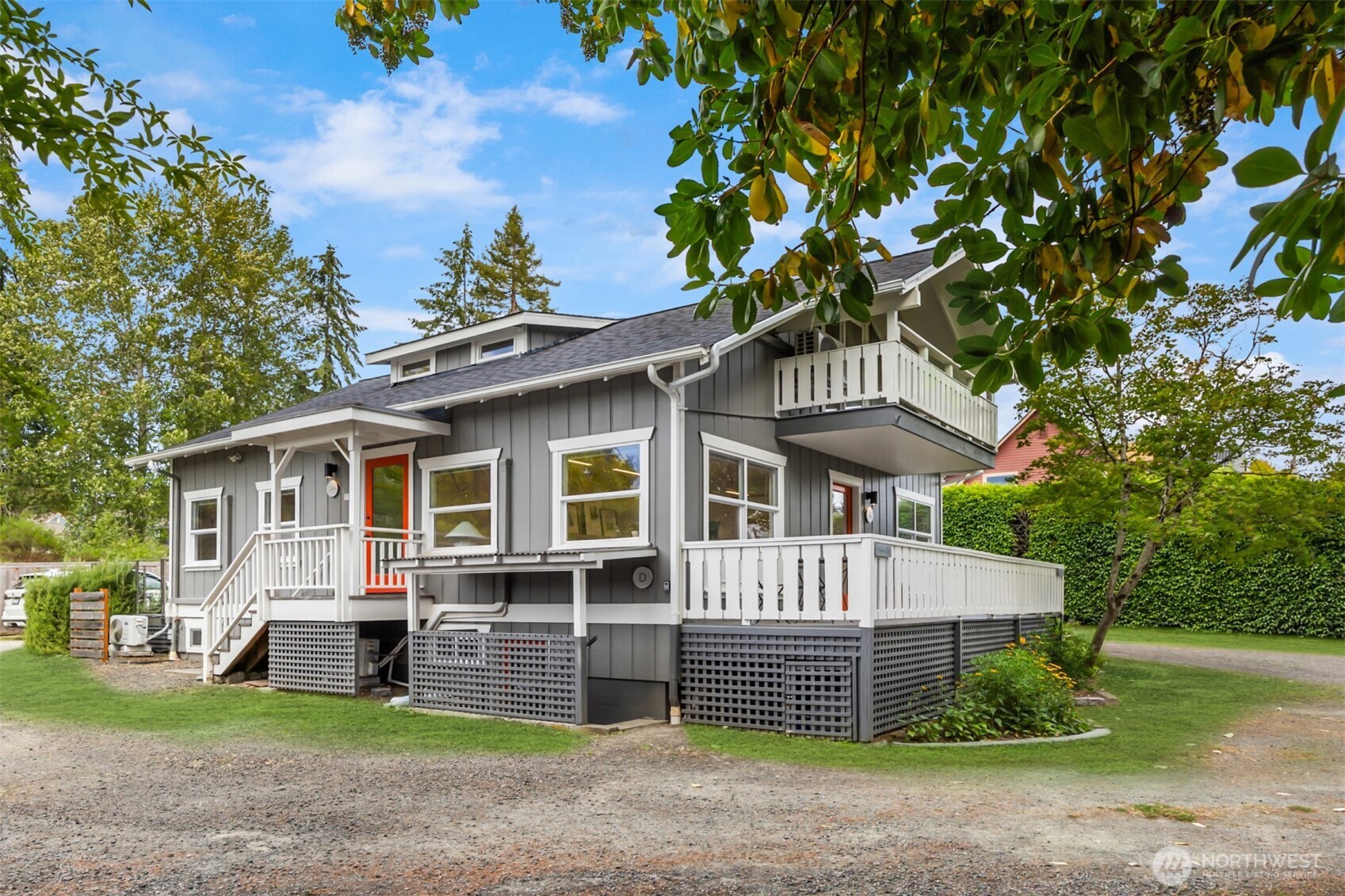 151 Finch Place Property Photo 3