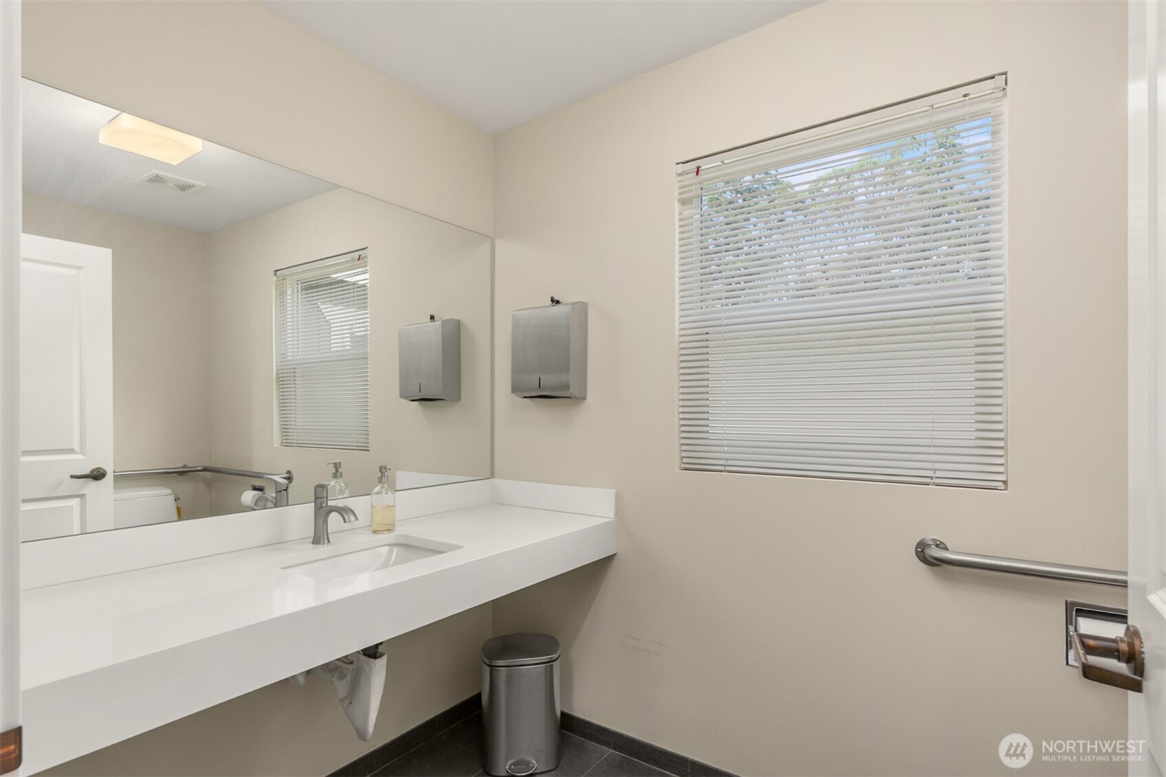151 Finch Place Property Photo 15