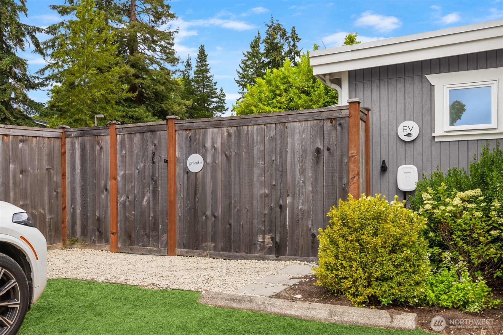 151 Finch Place Property Photo 35