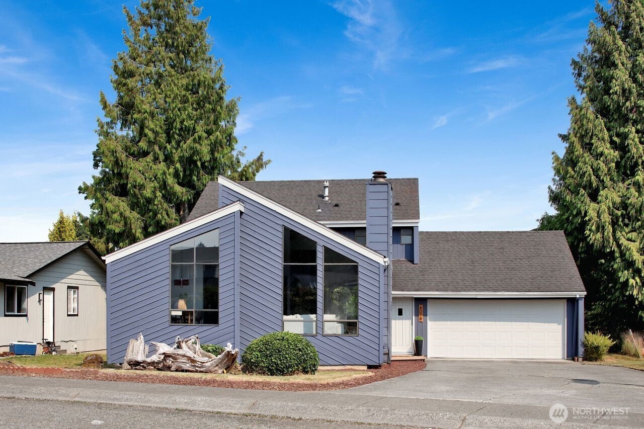 6078 Sunshine Drive Property Photo 1