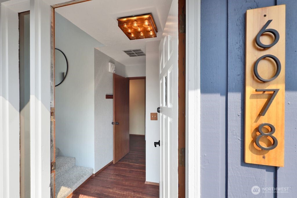 6078 Sunshine Drive Property Photo 3