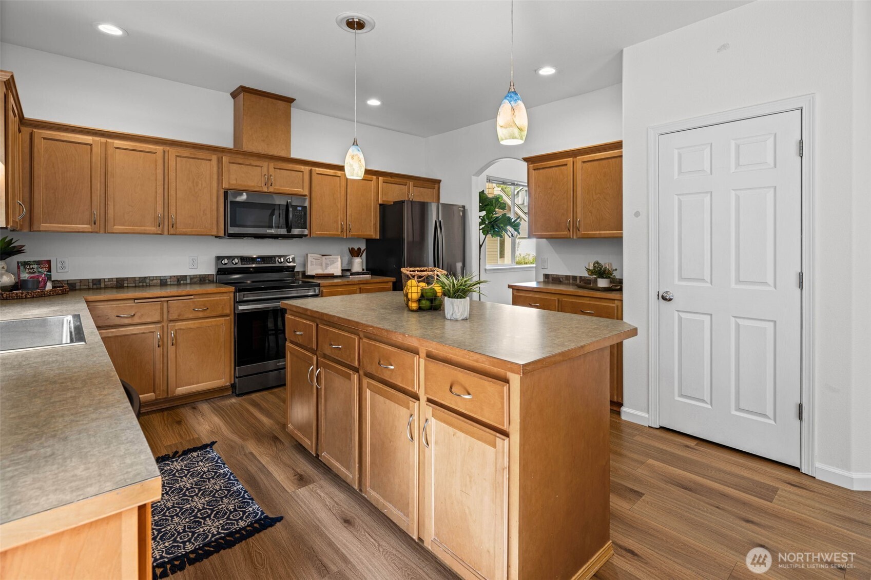 2229 Cooper Crest Place Property Photo 11
