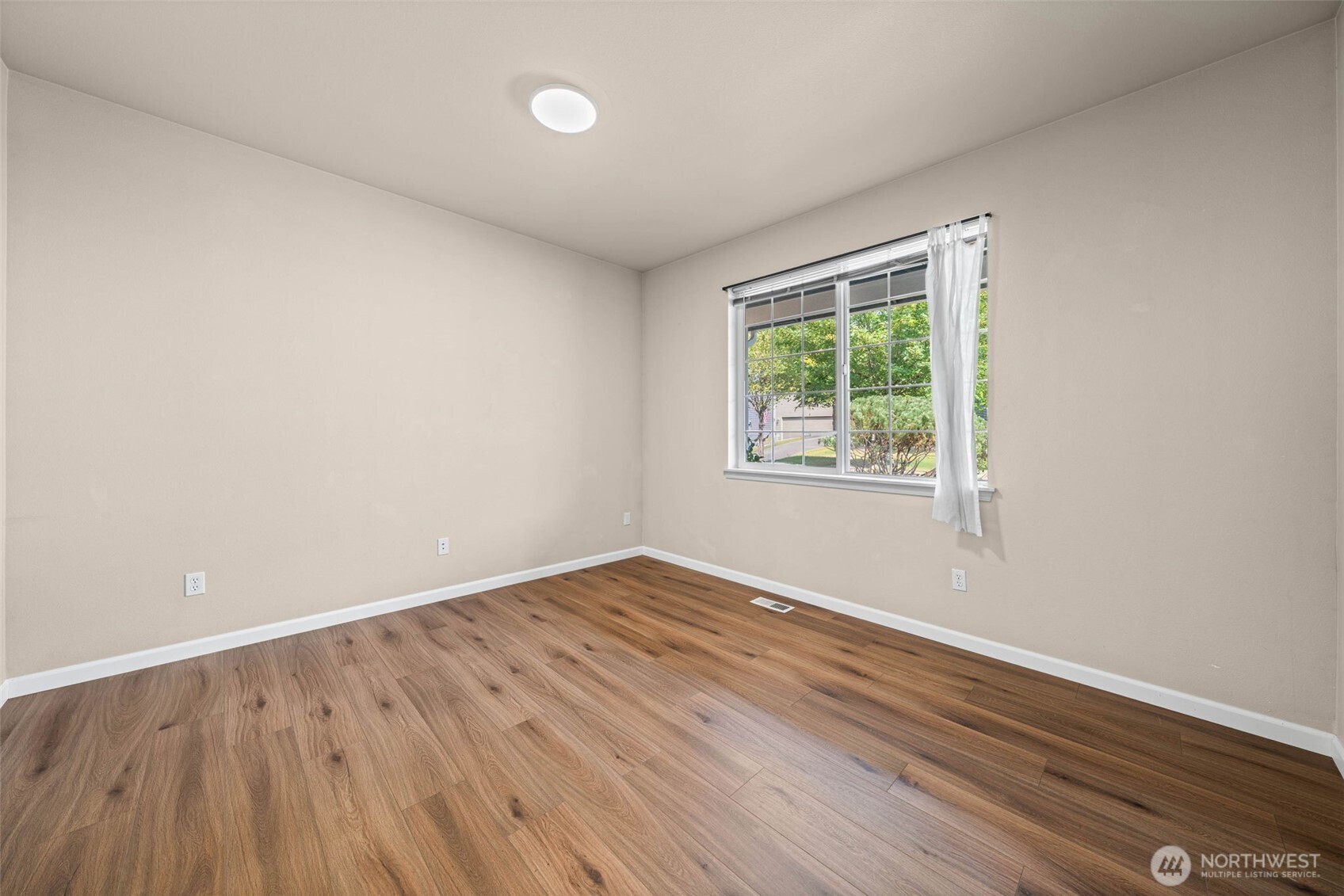 2229 Cooper Crest Place Property Photo 14