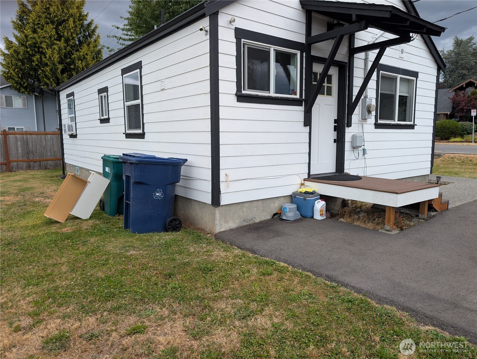 7828 47th Avenue Property Photo 4