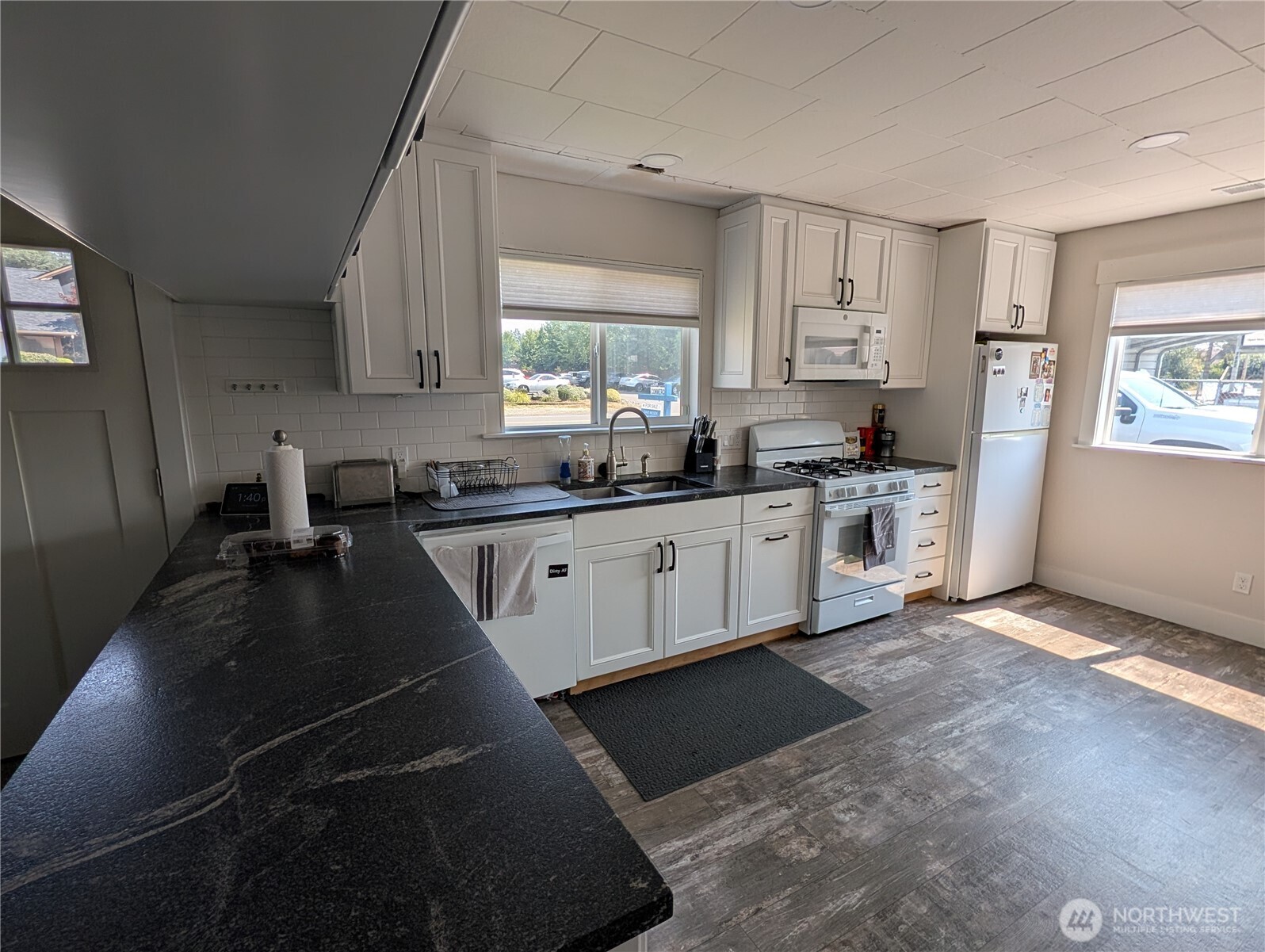 7828 47th Avenue Property Photo 13