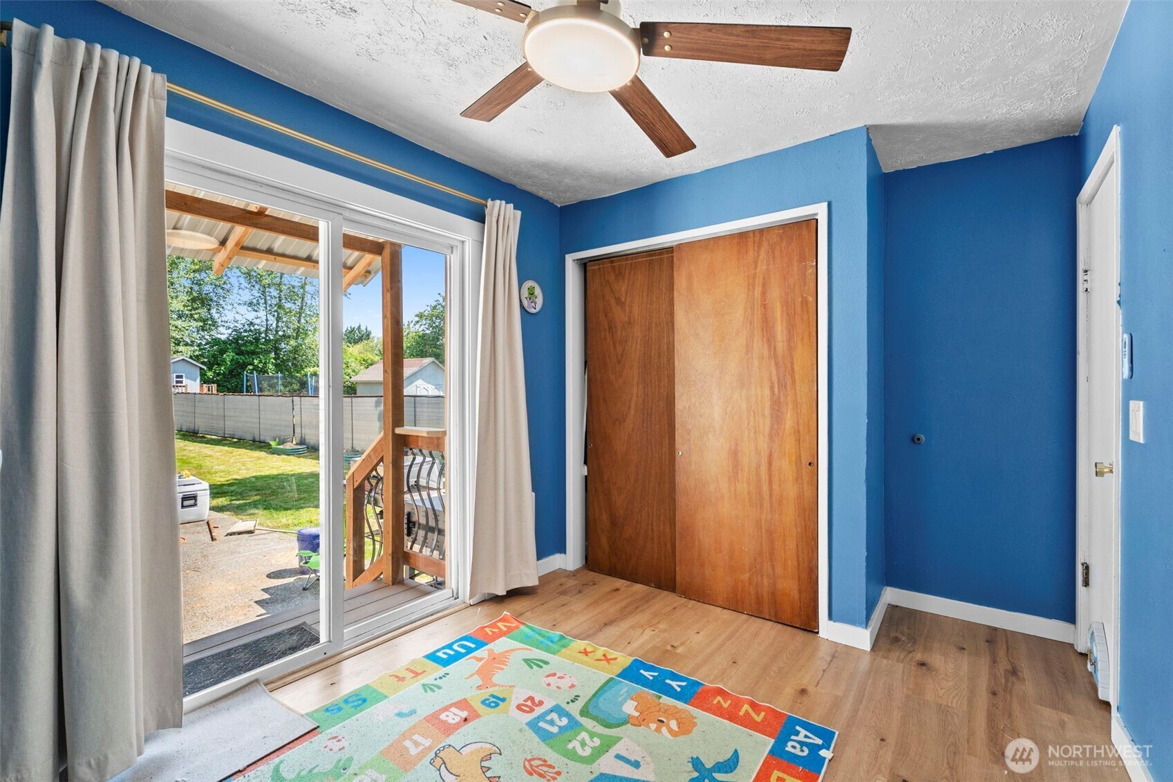 1101 Elm Street Property Photo 18