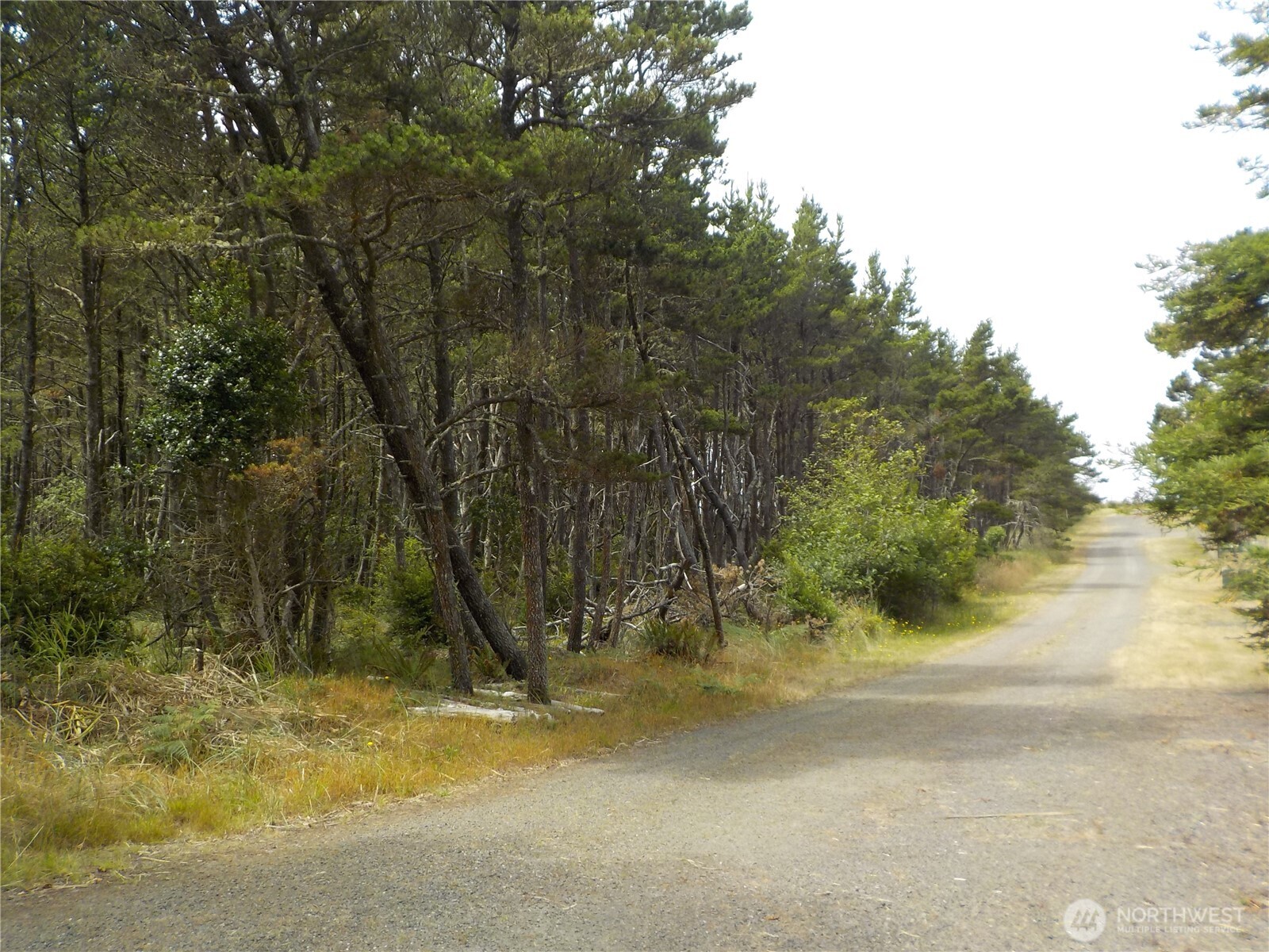 890 273rd Ln Property Photo 6