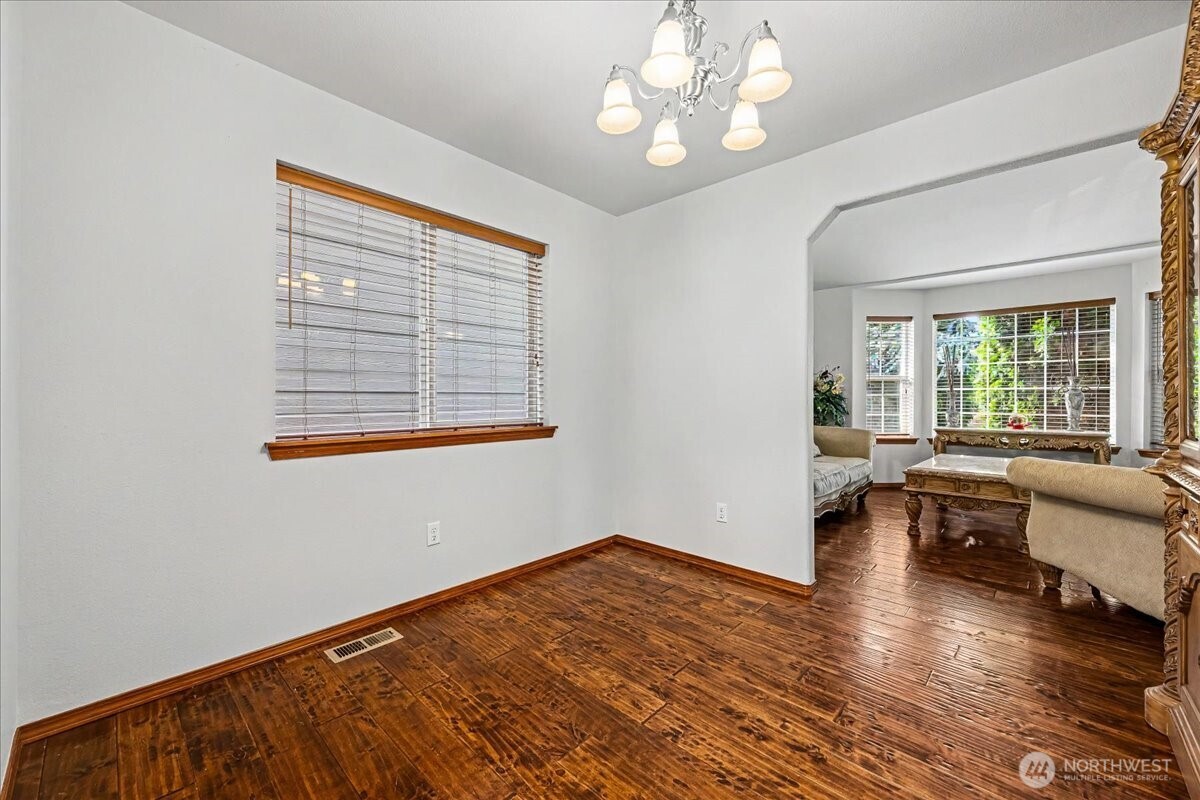 2101 199th Street Property Photo 11