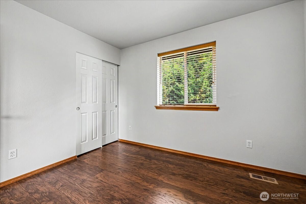2101 199th Street Property Photo 17