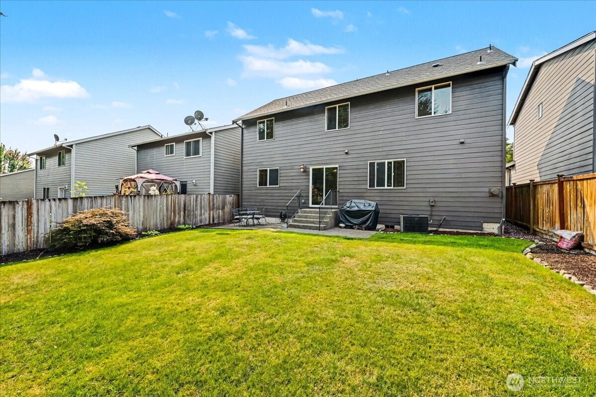 2101 199th Street Property Photo 20