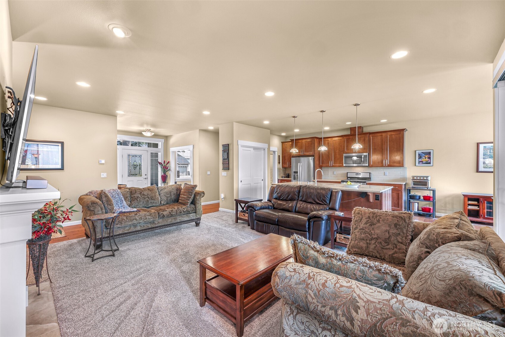 17209 100th Street Property Photo 6