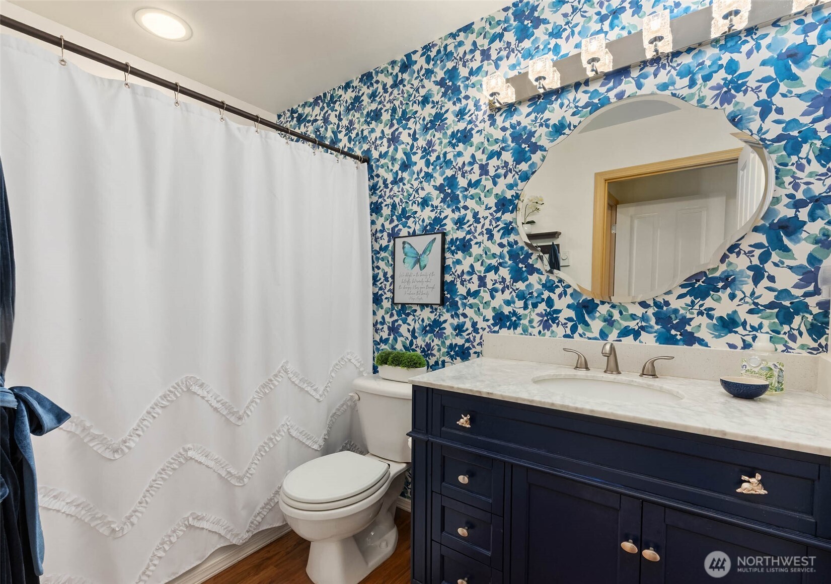 5615 Fauntleroy Way Property Photo 20