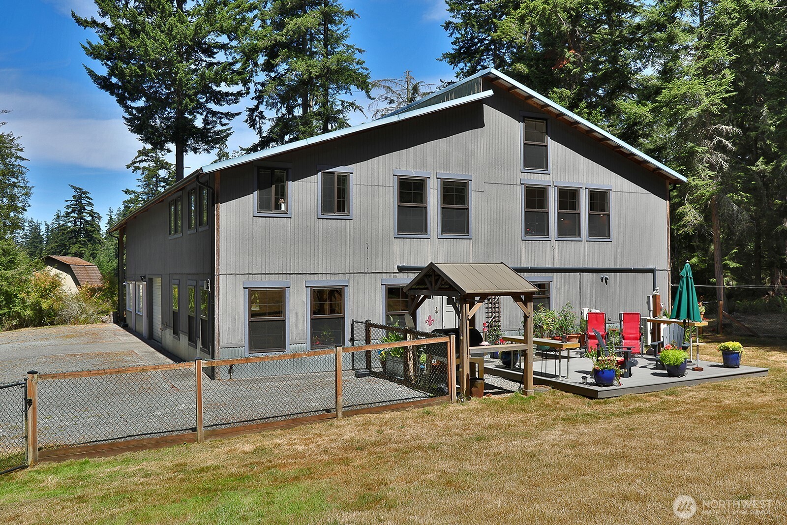 6532 Wahl Road Property Photo 1