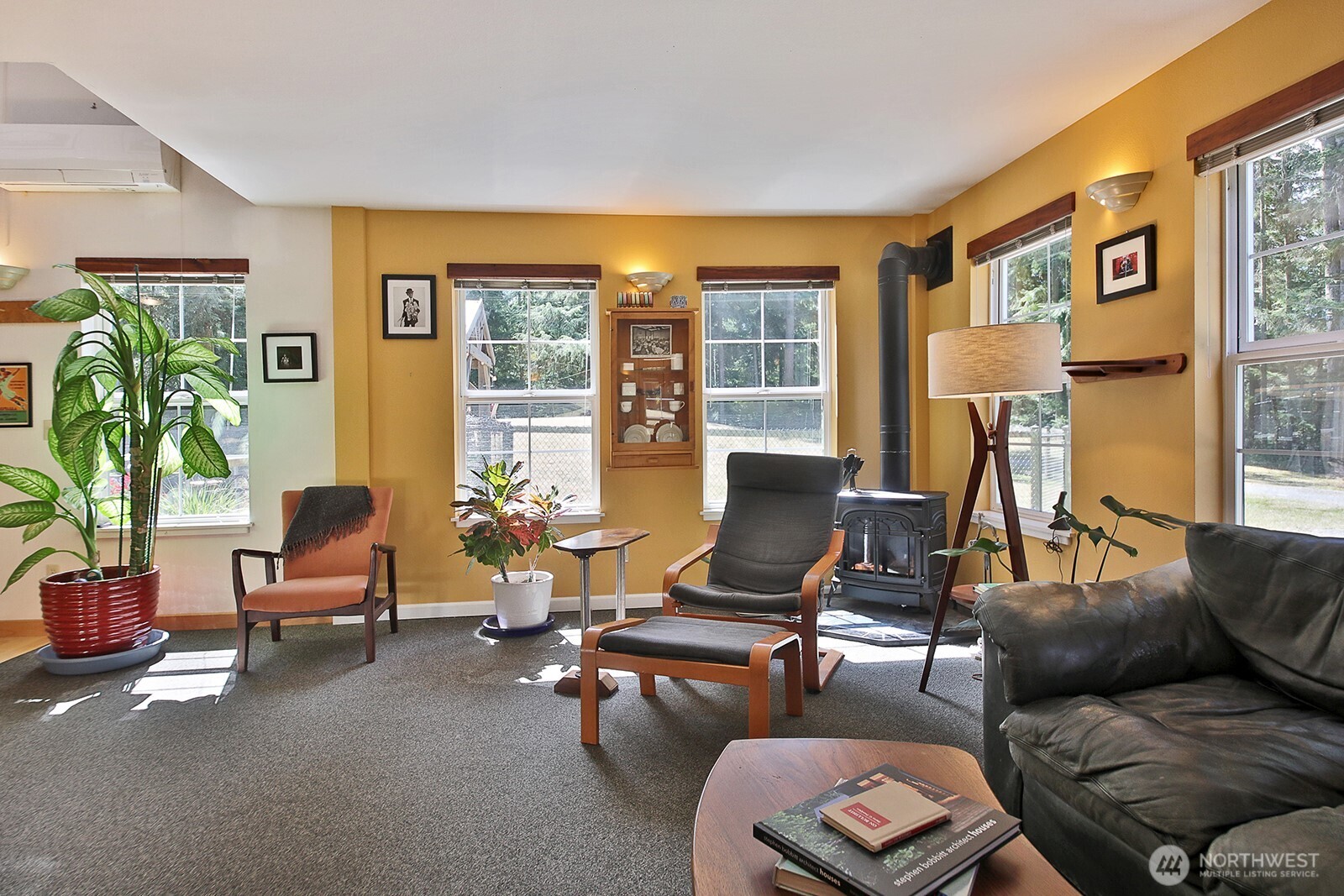 6532 Wahl Road Property Photo 4