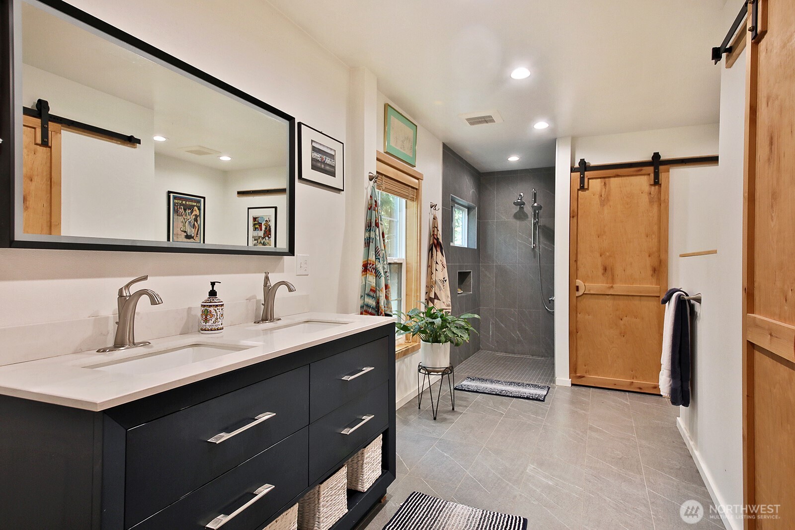 6532 Wahl Road Property Photo 15