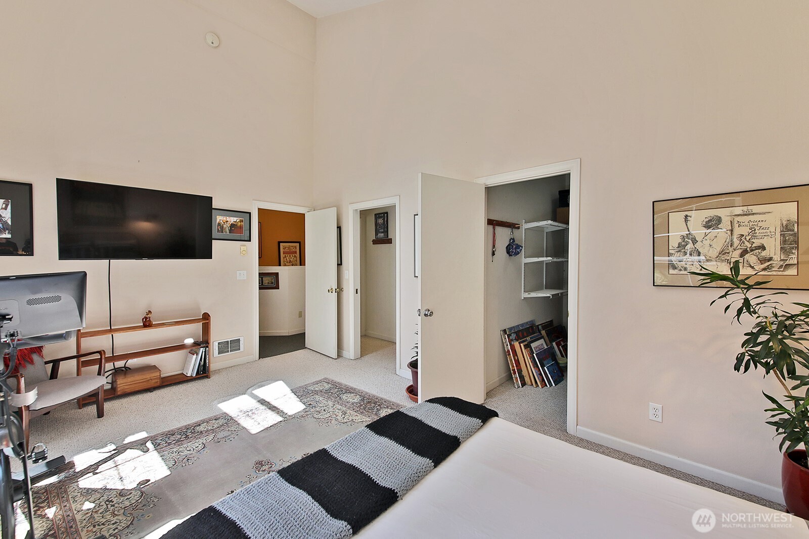 6532 Wahl Road Property Photo 21