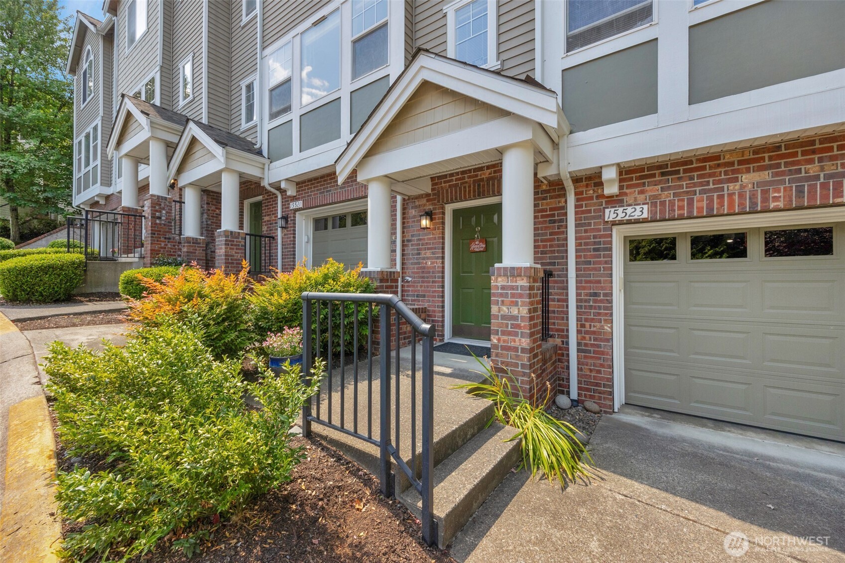 15523 133rd Place Property Photo 4